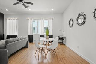 Modern Townhome Dallas Bishop Arts - 8