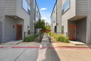 Modern Townhome Dallas Bishop Arts - 6