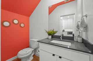 Modern Townhome Dallas Bishop Arts - 5