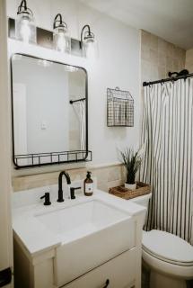 Cabin and Casita with Hot Tub, Lake, Game Room, Fire Pit - 9