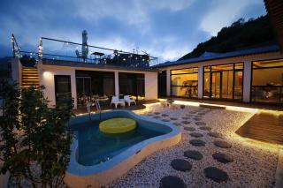 Muchangcheng View Homestay - 9