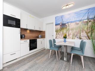 Gemuetliche Ferienwohnung Obergeschoss, Bensersiel - 8