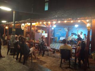 Three Ken Homestay & Cafe - 4