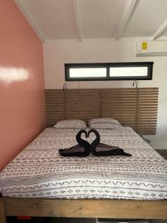 Boho garden Apt B - 1