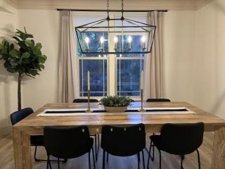 Luxury 5BR Mountain Chalet Hot Tub Game Room - 8