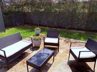 Stunning Modern Retreat - 5