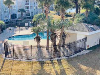Myrtle Beach Retreat - Golf and Pools On-site - 7