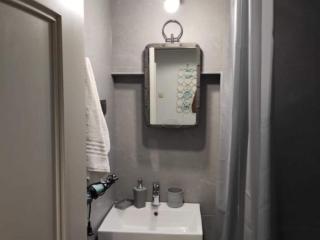 Modern Beachfront Apartments near ibenik - One Bedroom Apartment with Balcony and Sea View - 4