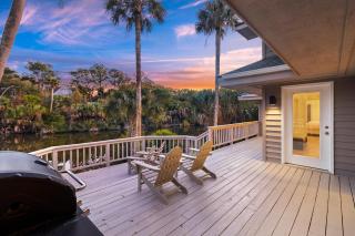 BH08: 8 Bufflehead - 8