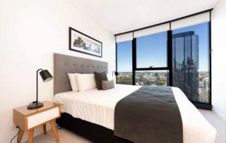 L19 Spacious Apt, Wi-Fi, Parking by Stylish Stays - 8