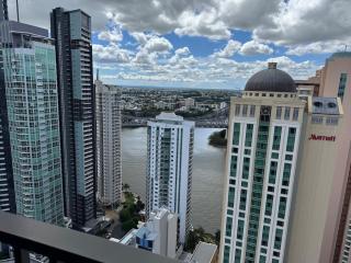 Spire 3105 HIGH-RISE HAVEN by Stylish Stays - 5