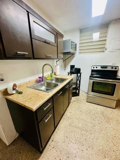 Large 5 Bedrooms Home in Bayamon Puerto Rico - 5