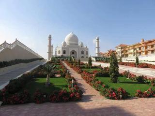 Porto sharm pool and aqwa view - 4