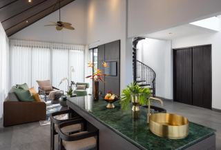 Quenzo Beach Resort - 6