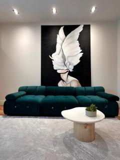 4 BEDS Private Patio Central Modern Stay - 7