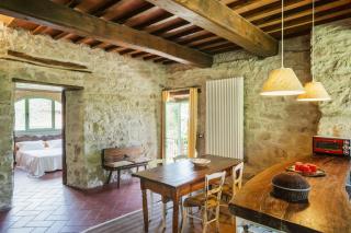 Romantic Apartment With Tuscan Valley Views - 2