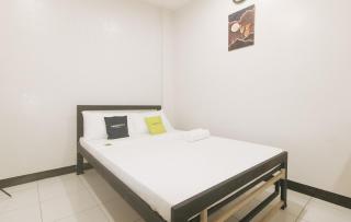 UrbanView at Mherylle's Apartment near UST Manila - 8