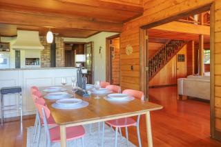 Hosts on the Coast Orchard Views - 2