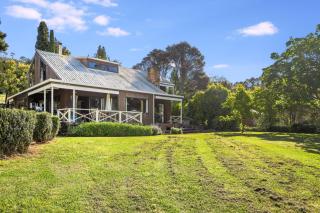 Hosts on the Coast Orchard Views - 9