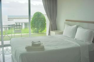 Pure Sunset Beach - By Mikihollick - 9