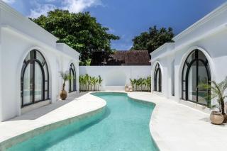 Boujee Boutique Hotel - 2