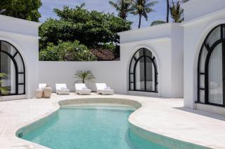 Boujee Boutique Hotel - 1