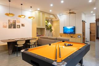 Ephram House - A-Frame Cabin Staycation with Pool, Games & BBQ For Up To 20 Guests - 6