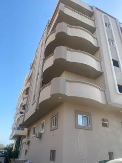 Private 3 bedroom apartment - 0