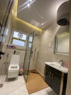 Private 3 bedroom apartment - 6