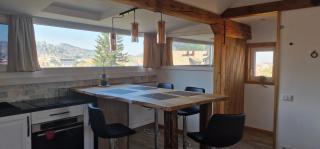 Top floor apartment with great city view - 7