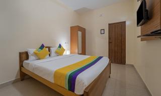 Itsy Hotels Everest Leela Residency - 4