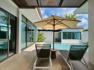 Tropical 3-Bedroom Villa with Private Pool - 5