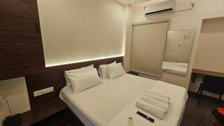 Chippy Inn Tharamani - 0