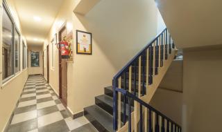 Itsy Hotels Everest Leela Residency - 8