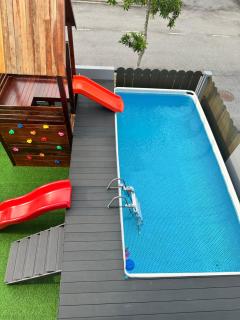 The Colony Homestay - 4