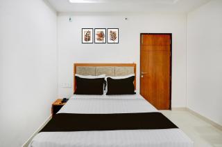 Super Townhouse Oak Public Garden Hanamkonda Formerly Vishnu Grand - 3