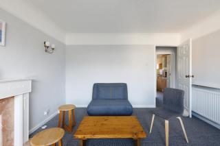 Spacious 2-Bedroom Flat Near Rottingdean Beach & Windmill - 6