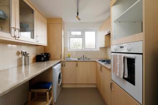 Spacious 2-Bedroom Flat Near Rottingdean Beach & Windmill - 8