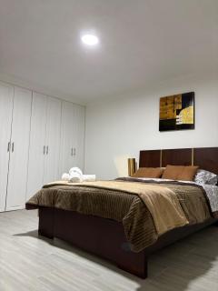 Casa moderna familiar para estadías confortables - 8