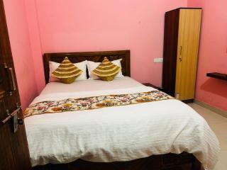 Hotel O Friends Lodge - 3