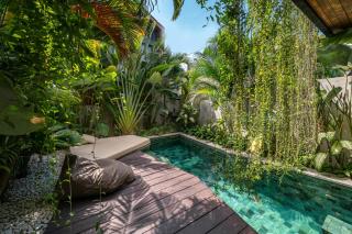 Veda - Sleek 2BR Canggu Oasis with Lush Tropical Vibes! - 5