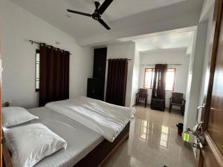 Lake Darshan Homestay - 4