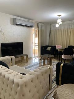 Bright Apartment in Madinaty Near Services - 0