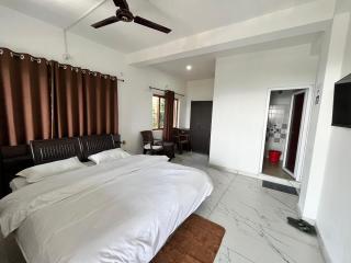 Lake Darshan Homestay - 3