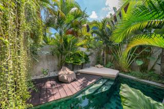 Veda - Sleek 2BR Canggu Oasis with Lush Tropical Vibes! - 7
