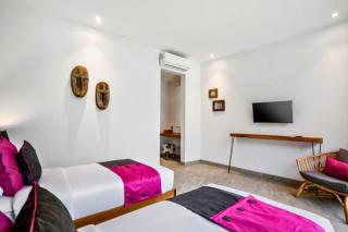 Elara Lush Garden 5 BR Private Pool Villa ZN339 - 3