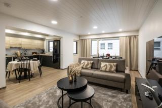 Arctic Winter City Suite - 7