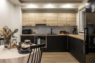 Arctic Winter City Suite - 2