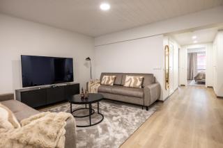 Arctic Winter City Suite - 5