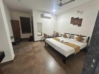 Collection O Chaitanyapuri Metro Station Hyderabad - 1